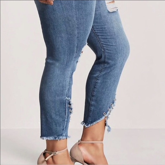 Forever 21 jeans with distressed areas - Picture 2 of 8